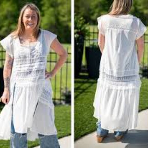 Oli & Hali Maxi Top - NWT - Large - White - Picture 2 of 3
